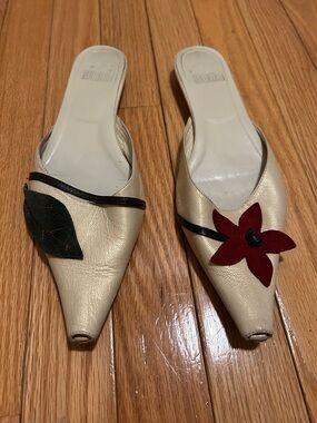 Cream Pointed Toe Slip-On Mules with Red Flower Accent